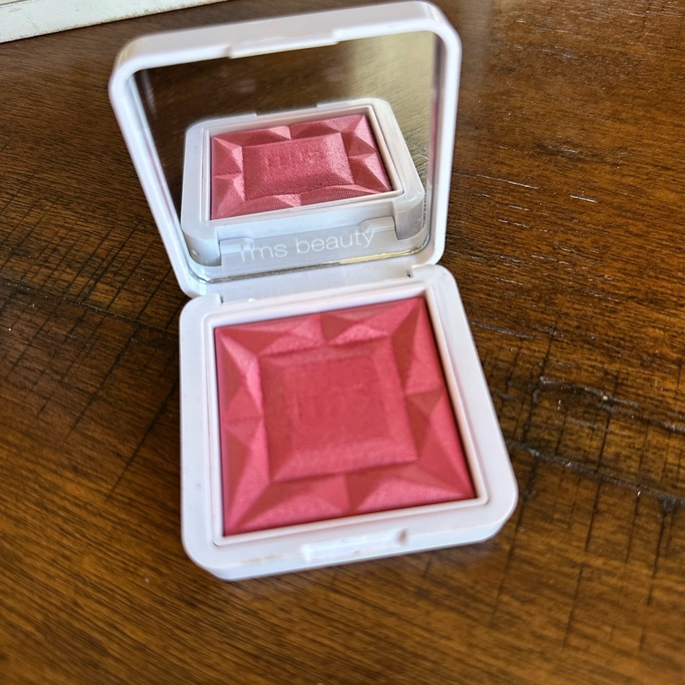 RMS Beauty Pomegranate Fizz Blush